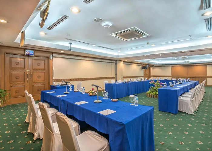 Hotel Inna Grand Bali 4*